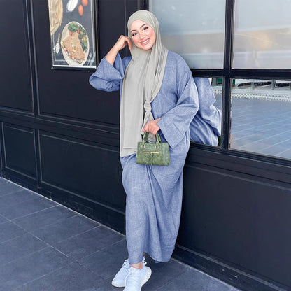 Solid-colored casual dress gown